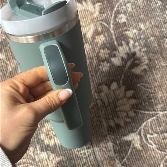 Stanley Sage Green Travel Tumbler - Picture 4 of 7